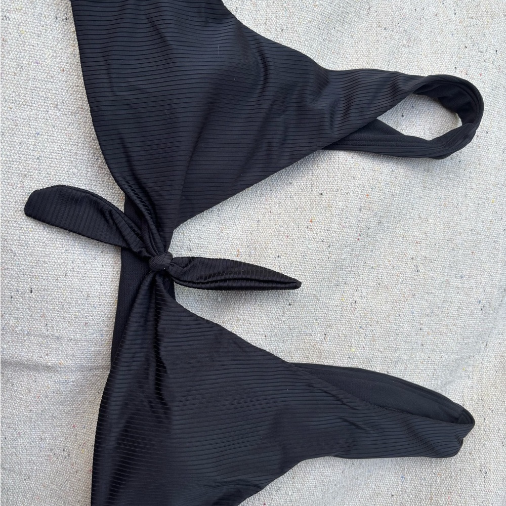 No Boundaries Black Ribbed Swim Top